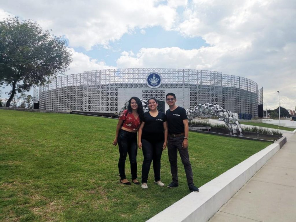 Julián Duque Parra, en la Benemérita Universidad Autónoma de Puebla, México.