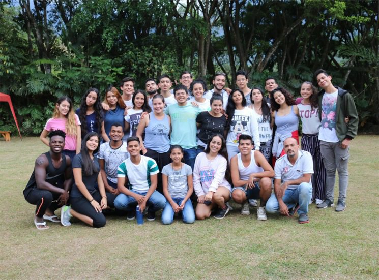 Formación para el liderazgo y la intervención social universitaria