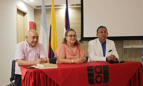 En la foto: Hernando Vaca, Martha Palacios, y Enrique Quispe, profesores investigadores de la UAO.