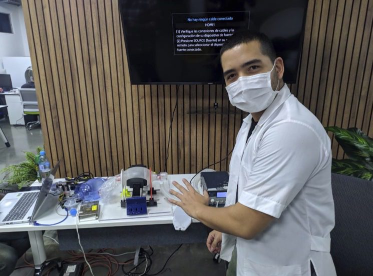 Autónomo lidera proyecto de un resucitador automatizado