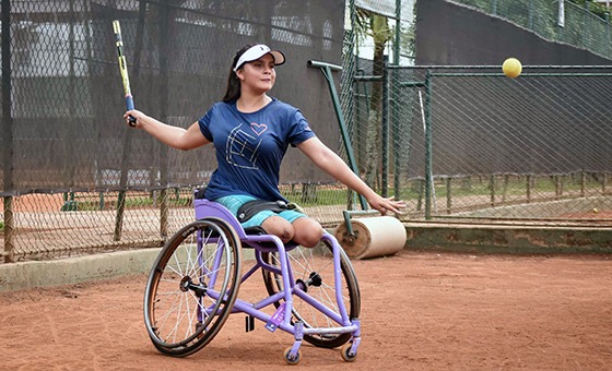 Zuleiny Rodríguez, promesa vallecaucana del tenis en silla de ruedas