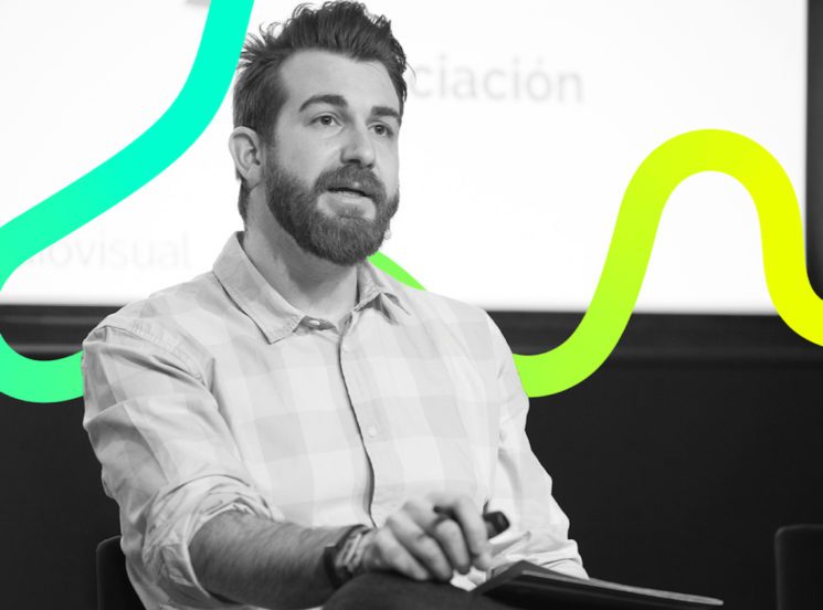 Estrategias de comunicación transmedia para narrar en la nueva era con la mentoría de un experto internacional