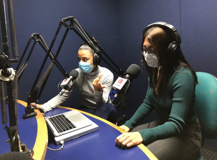 ‘Historias en Sala de Parto’, podcast UAO nominado al Premio Nacional de Periodismo 2022