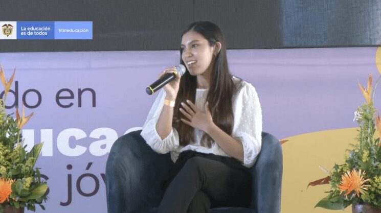 Karen Gisell Ascuntar Ibarra, beneficiaria del componente de Excelencia de Generación E y estudiante de octavo semestre del programa de Administración de Empresas de la UAO