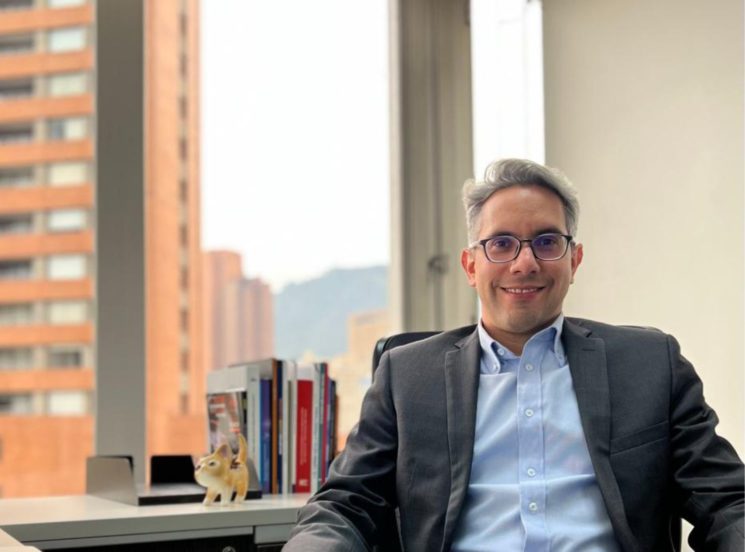 Egresado UAO, nuevo asesor del Ministerio de Comercio, Industria y Turismo