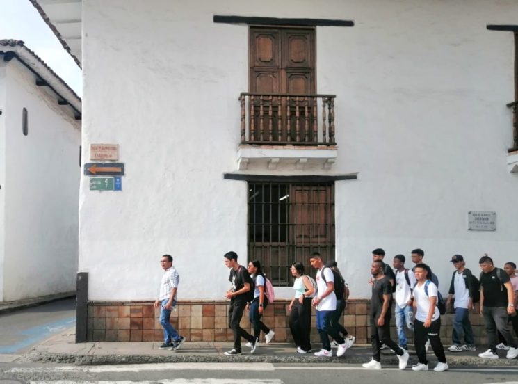 Futuros arquitectos UAO, realizaron un viaje por la ciudad