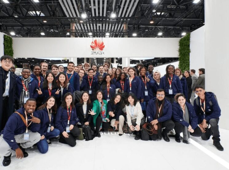 Estudiante de Ingeniería Multimedia en el Mobile World Congress 2023