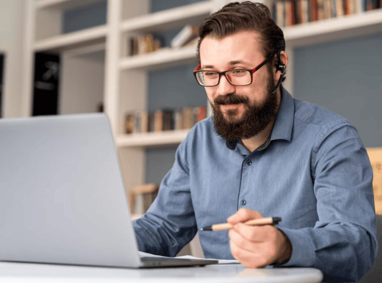 ¿Cómo lograr una mejor evaluación de los trabajos en línea?