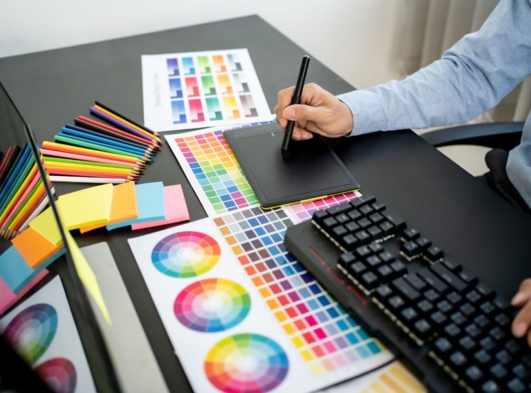 ¡Atrévete a conocer el talento de nuestros diseñadores gráficos!