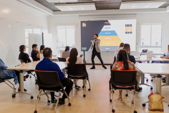 Seminario Desarrollo de Habilidades para Hablar en Público