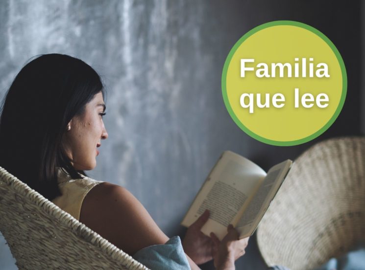 Familia que lee