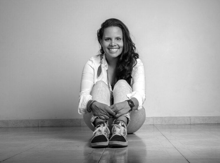 Claudia Estrada: un viaje de Grietas a la Bienal en España