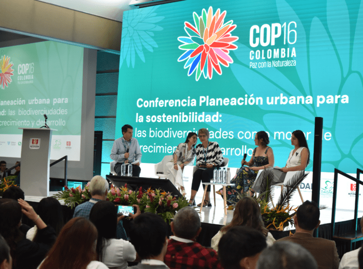 Expertos en sostenibilidad discutieron el futuro de Cali como biodiverciudad en la COP16