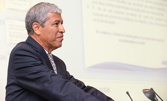 Autónomo es miembro de la ‘Academia Colombiana de Ciencias Económicas’