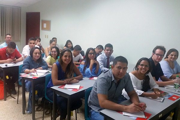Ganadores de la beca para el seminario ‘Plan de marketing estratégico’