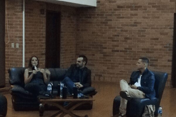 Estudiantes y egresados participaron en el foro de egresados de Diseño de la Comunicación Gráfica