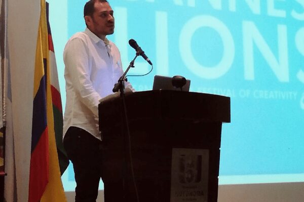 Egresados pudieron conocer más de la publicidad incluyente