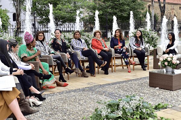 Comunicadores Autónomos en misión académica en Senado y Presidencia