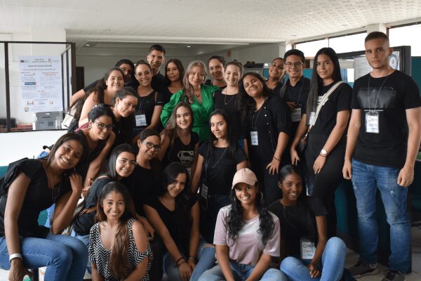 Comunicadores haciendo historia en los 35 años del Liceo Pichincha