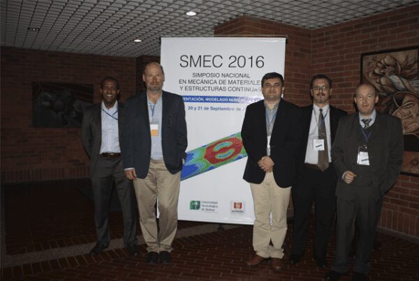 Quinto Simposio Nacional sobre Mecánica de Materiales y Estructuras  Continuas – SMEC 2016