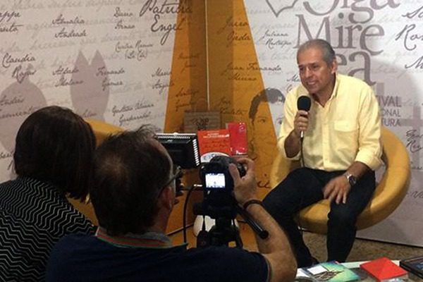 El docente Lizandro Penagos ganó Concurso de Autores Vallecaucanos