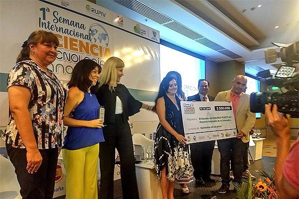 Propuesta matemática para el control del Aedes Aegypti, premiada en Semana Internacional de la Ciencia
