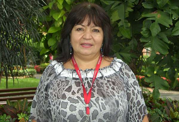 La docente de la Autónoma de Occidente, Sandra Arce, fue galardonada como la Mujer Vallecaucana del año 2014 en la categoría Científica.