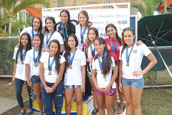 Autónomas ganaron en la XVI