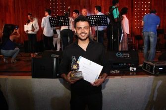 Representante de la UAO en festival de la cancion
