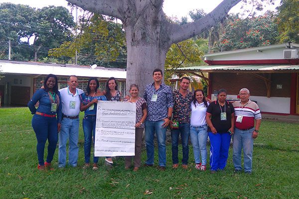 Autónomos le apuestan a la investigación