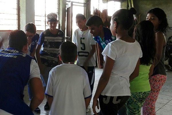 ‘World Vision International’ se une a la Escuela